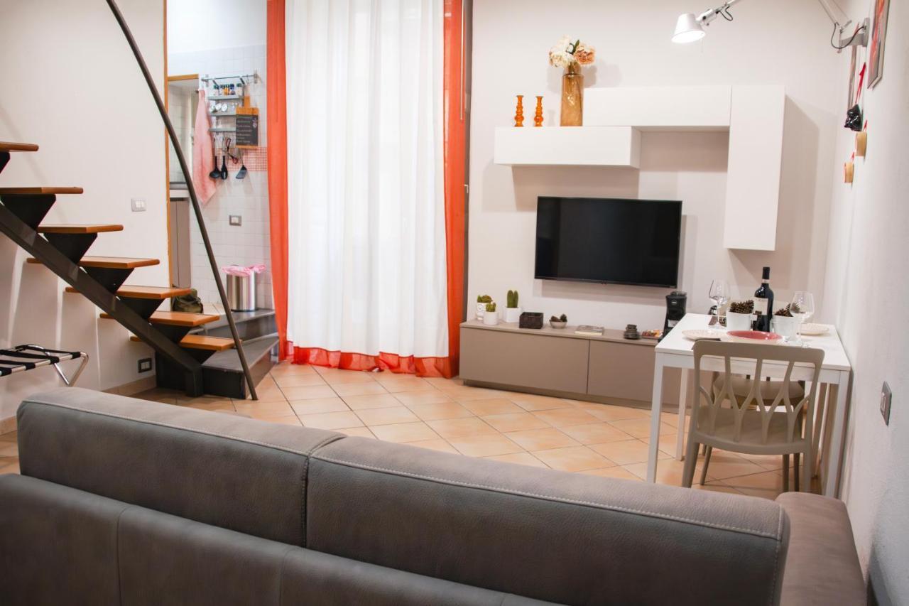 La Pigna Apartment Napoli Bagian luar foto