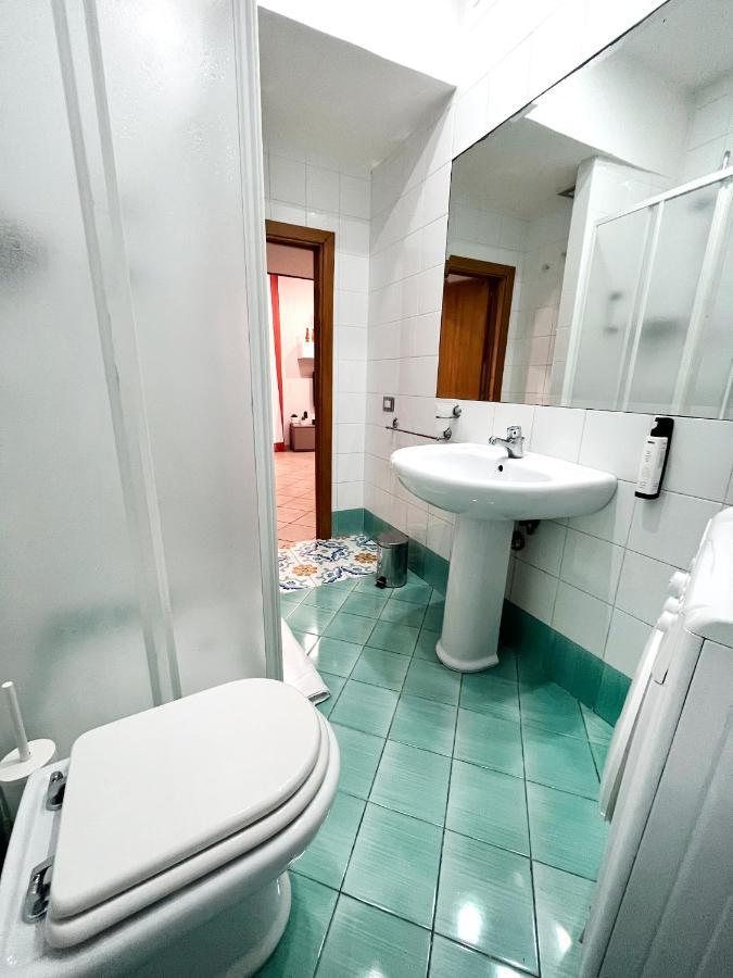 La Pigna Apartment Napoli Bagian luar foto